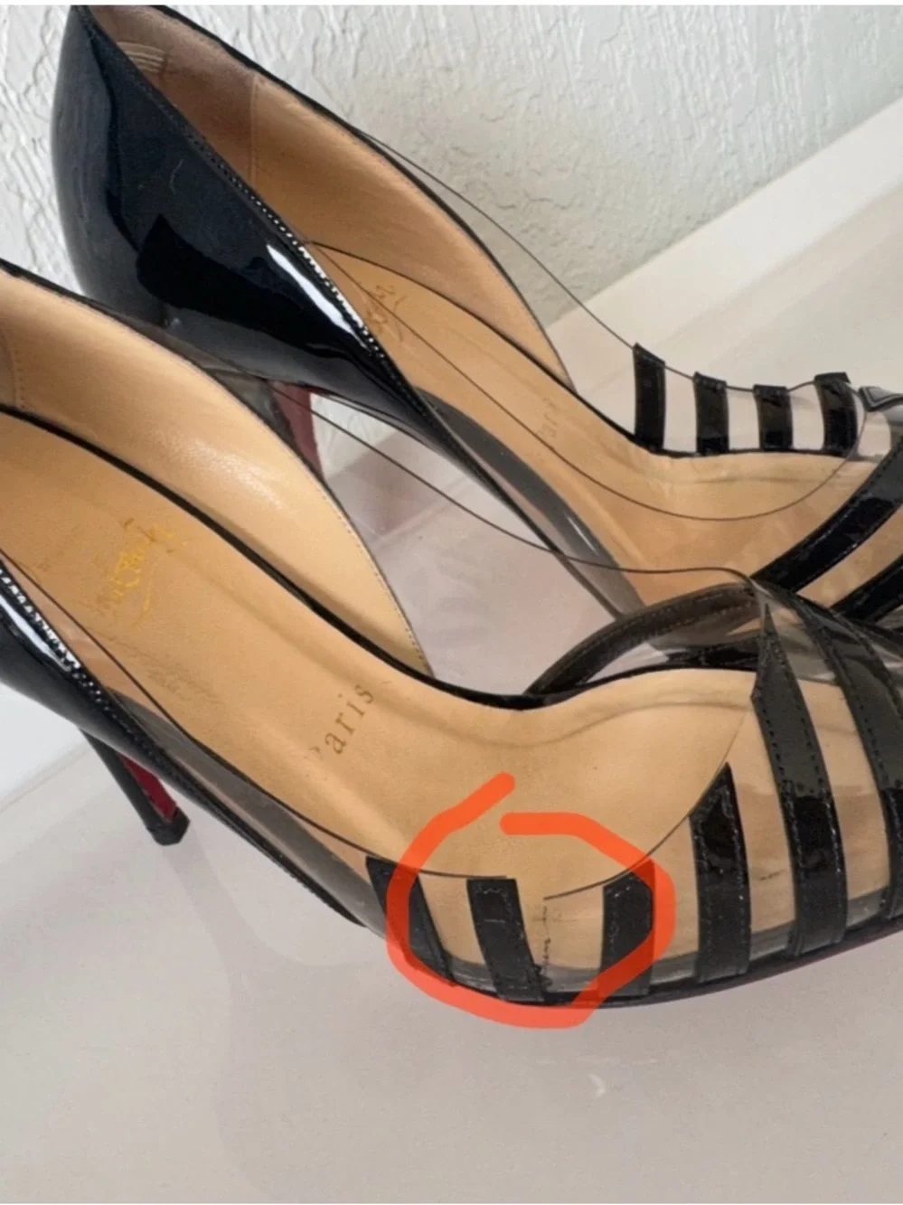 Pre-owned Saks Fifth Avenue Black Pointed Patent Pumps with Clear Panels